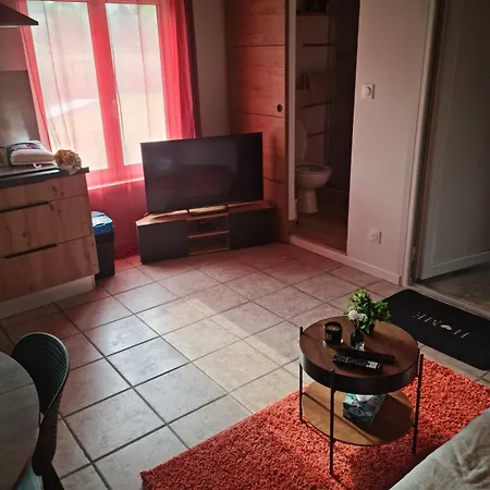 La Petite Maison